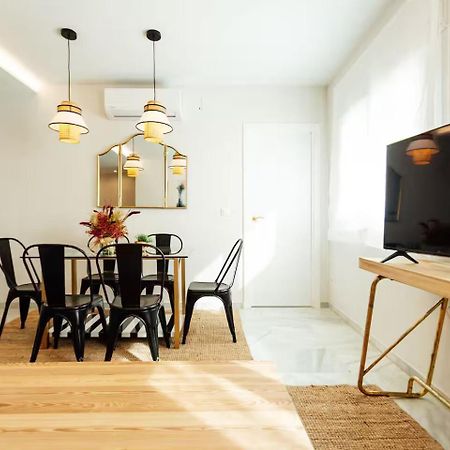 Reformed And Comfy- 2Bd 2Bth- Arenal Apartment Севиля Екстериор снимка