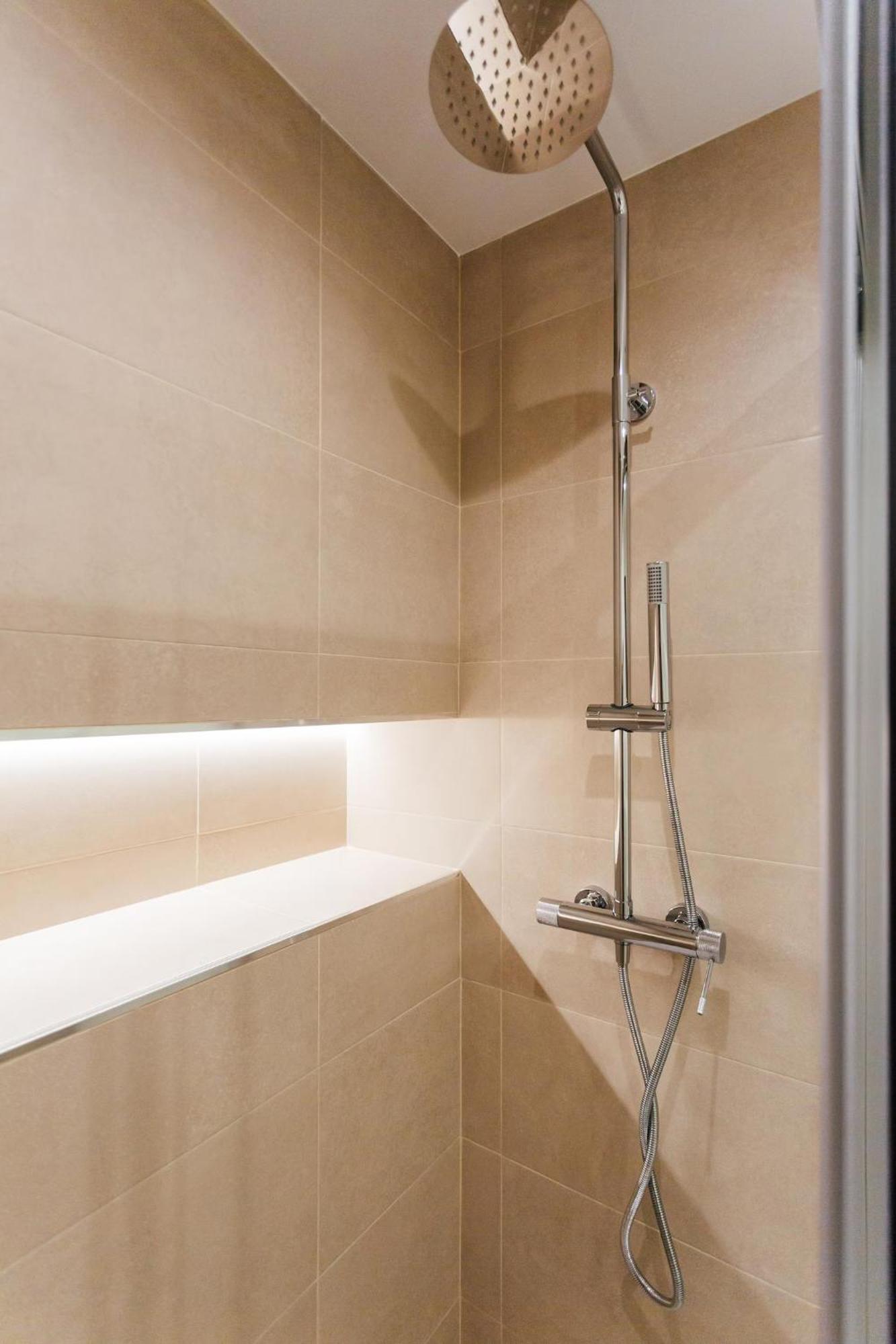 Reformed And Comfy- 2Bd 2Bth- Arenal Apartment Севиля Екстериор снимка